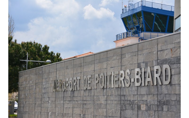 Aéroport de Poitiers : HOP veut aussi séduire les jeunes Aéroport de Poitiers : HOP veut aussi séduire les jeunes
